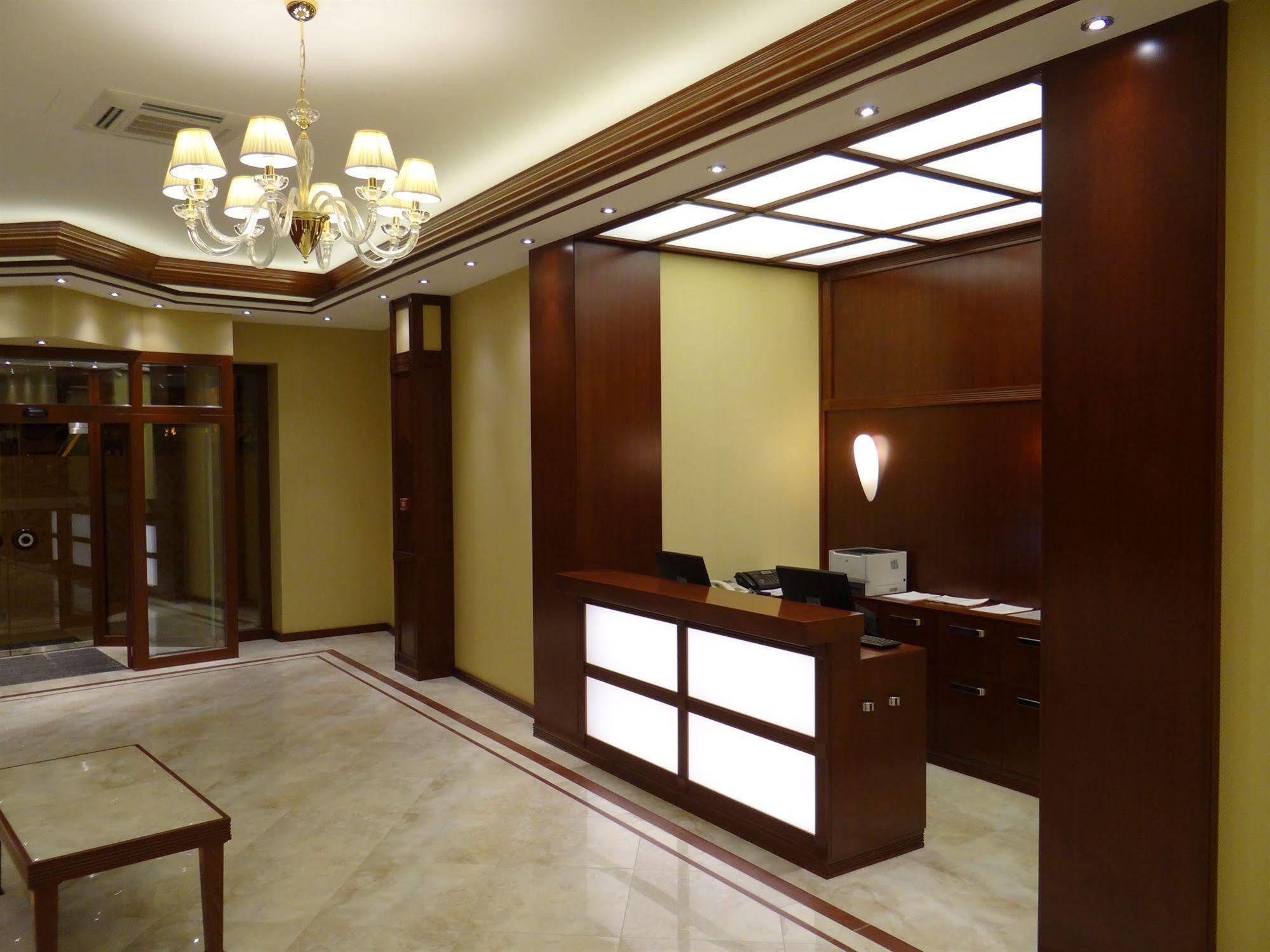 Centrum Hotel Debrecen Luaran gambar